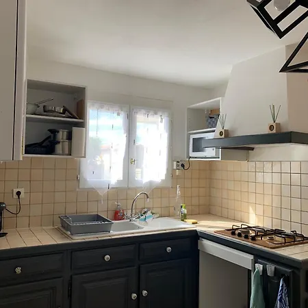 Petite Maison Dans Un Village Du Gers Sabazan Exterior photo