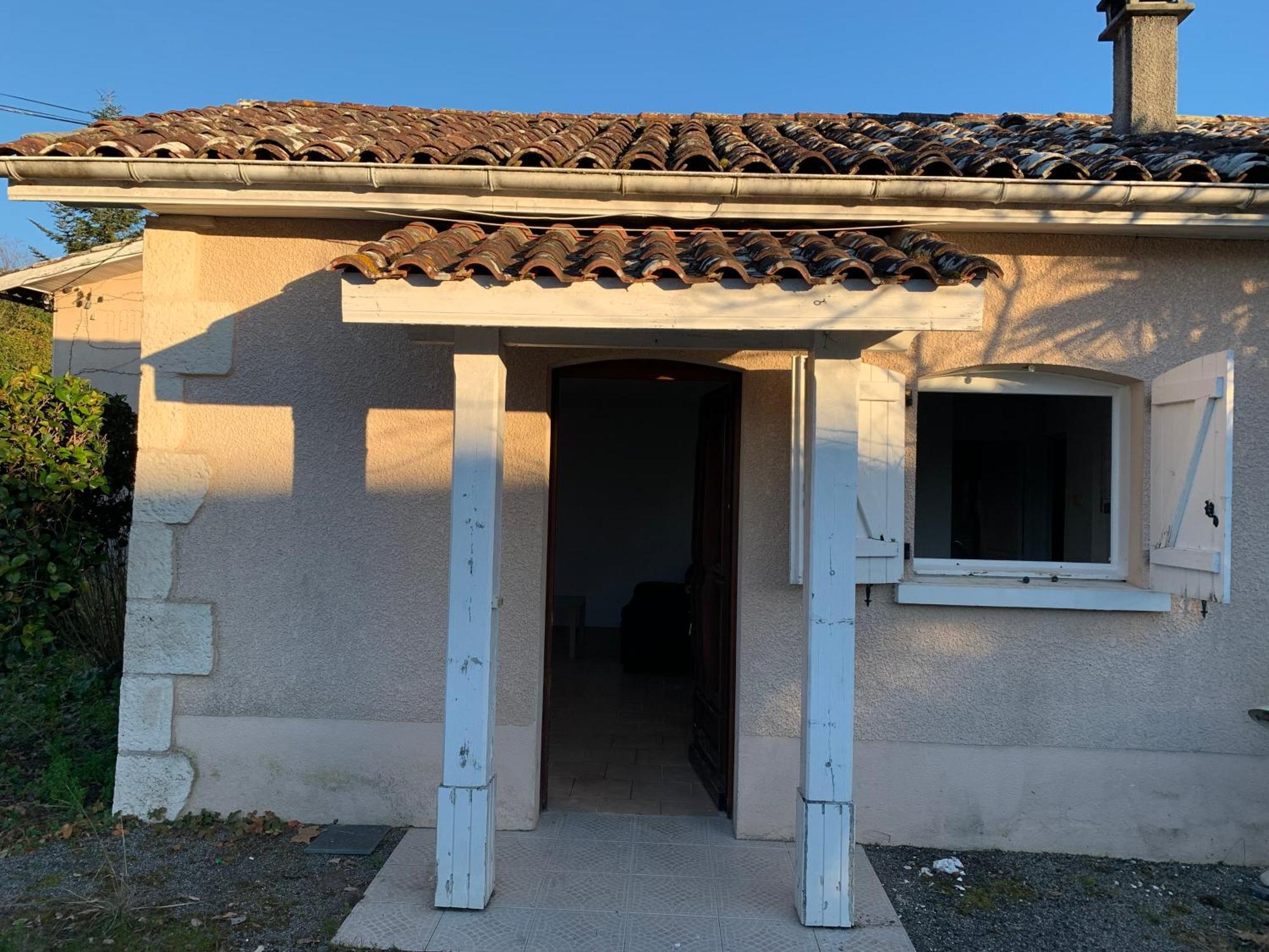 Holiday home Petite Maison Dans Un Village Du Gers Sabazan